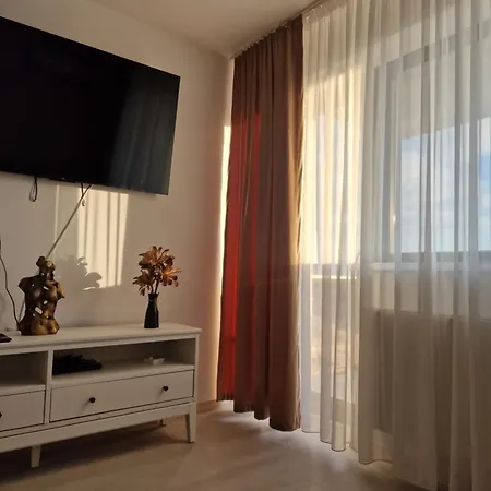 Apartment Palace Hils